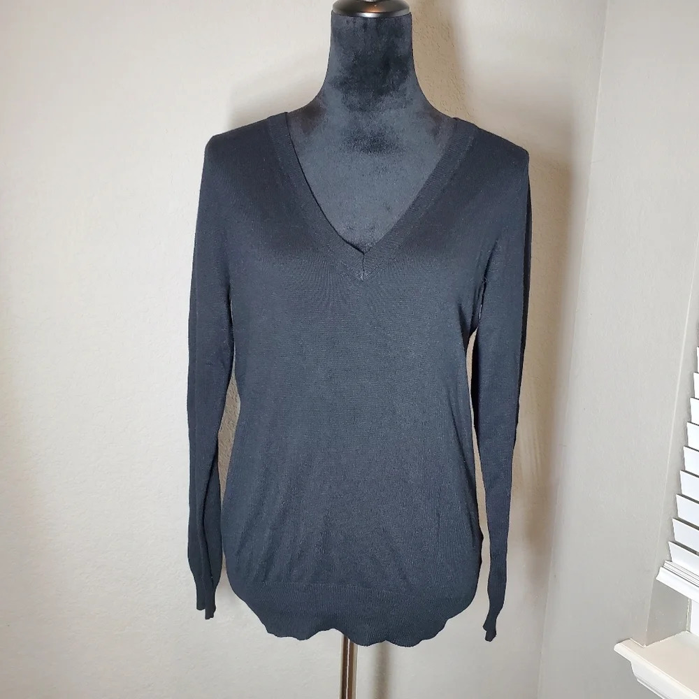 Mossimo Black V-Neck Women's Juniors Lightweight Sweater Size Large